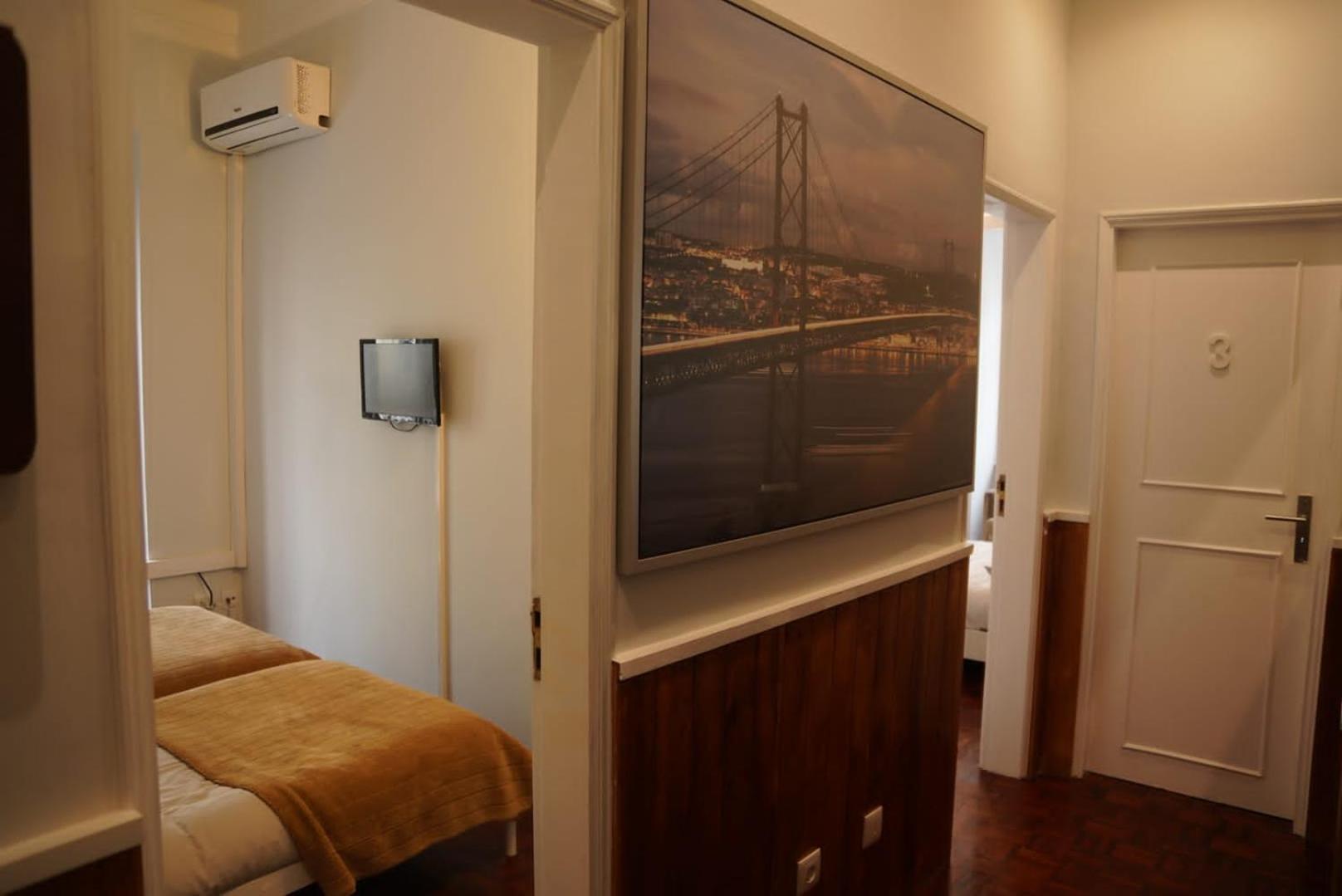 Bisengototo Homestay Lisboa Extérieur photo