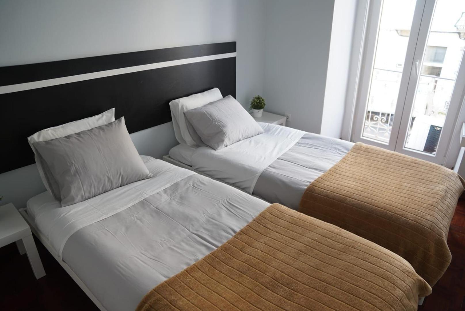 Bisengototo Homestay Lisboa Extérieur photo